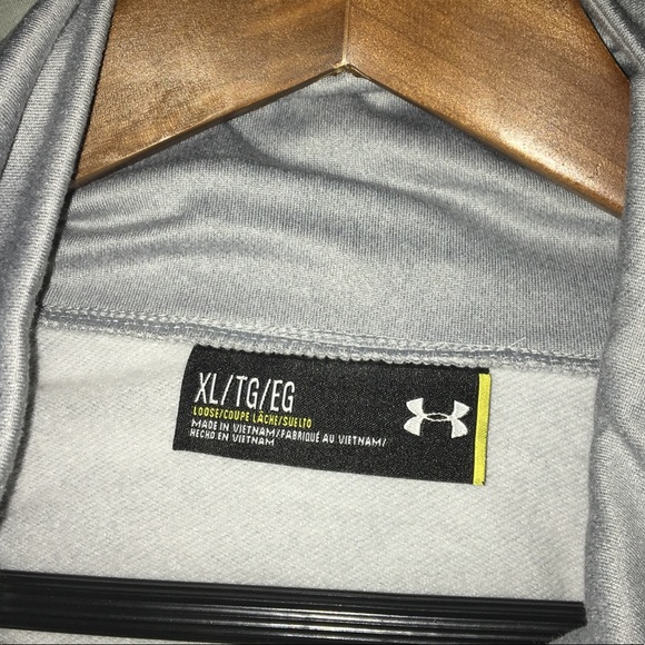 Temple University Under Armour Pullover Sweatshirt - Picture 5 of 5